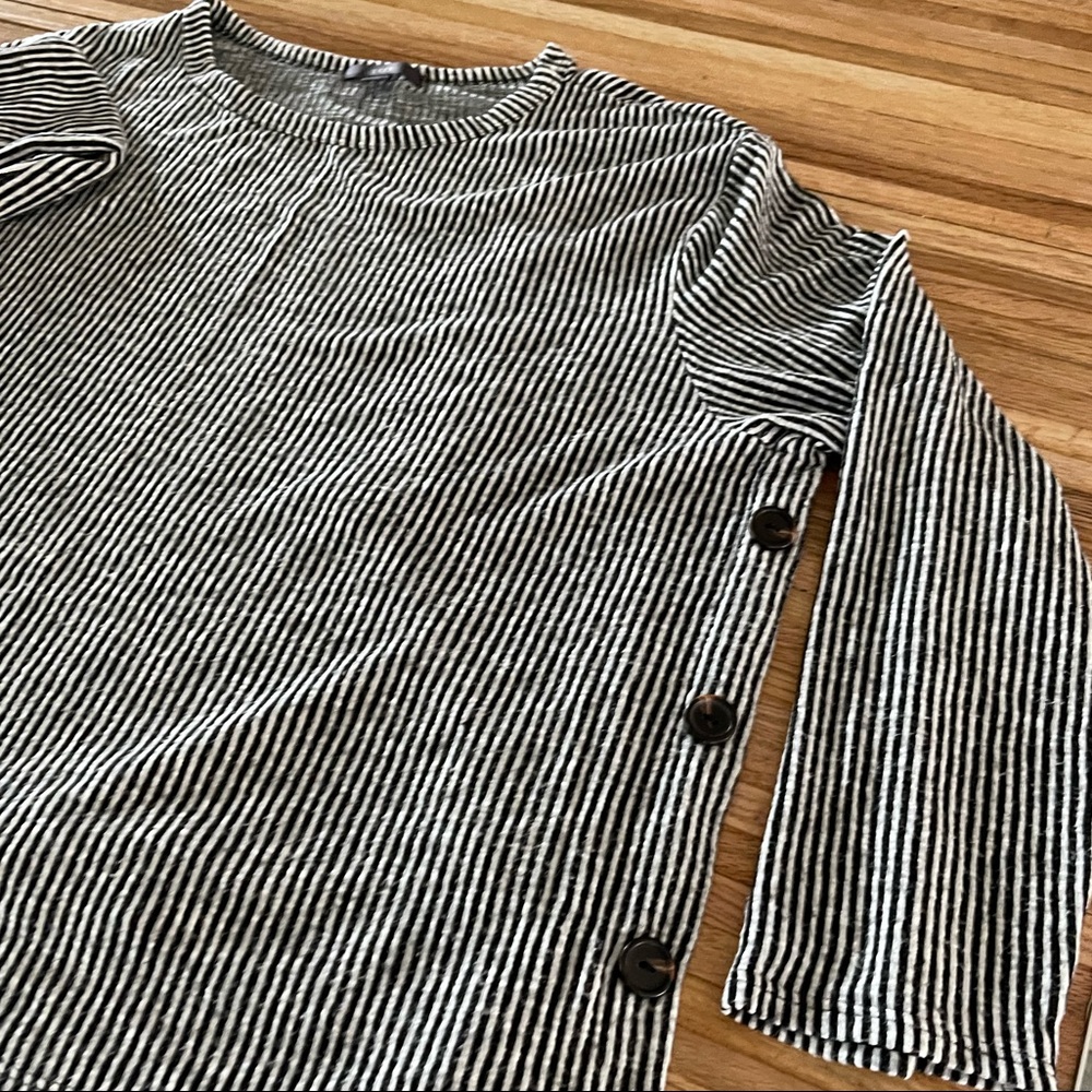 Super Soft And Comfortable Side Button Long Sleev… - image 5